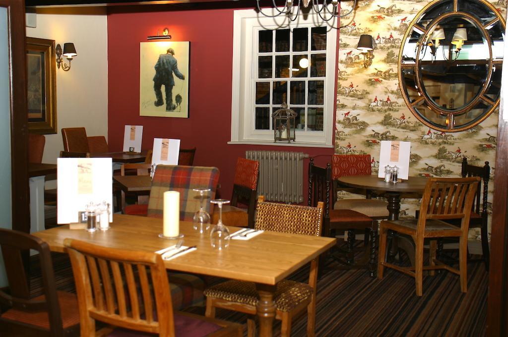 The Bear Hotel By Greene King Inns Hungerford Exterior foto
